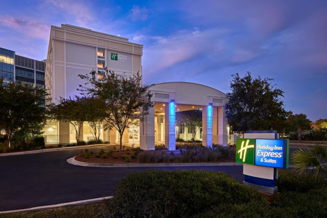 Holiday Inn Express & Suites Charleston Dwtn -Westedge, An Ihg Hotel Exterior photo