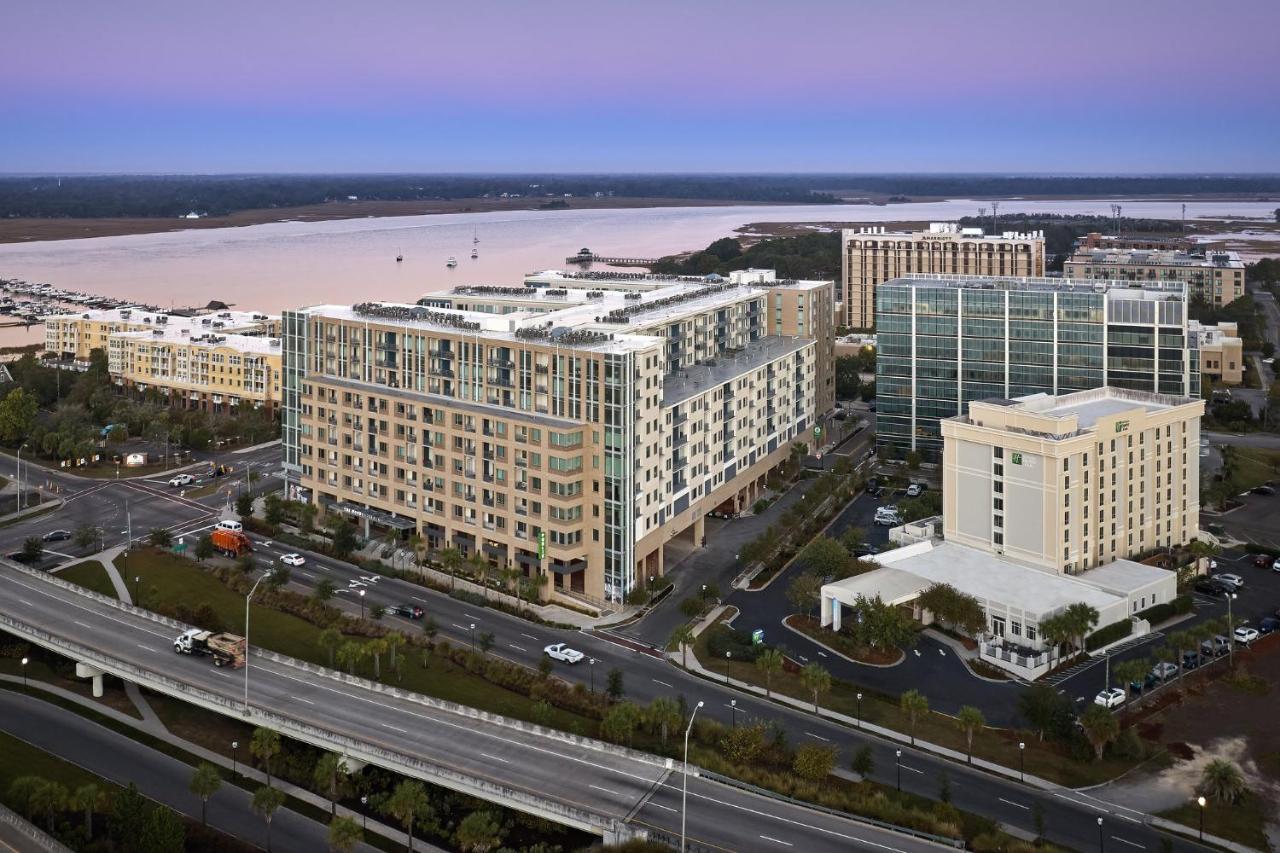 Holiday Inn Express & Suites Charleston Dwtn -Westedge By Ihg Exterior photo